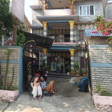 Krishna Inn ポカラ エクステリア 写真