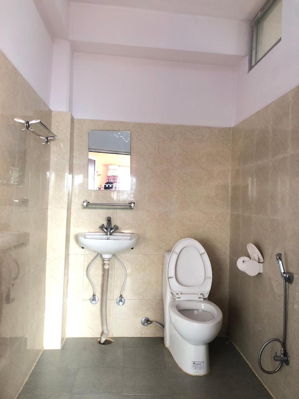 Krishna Inn ポカラ エクステリア 写真