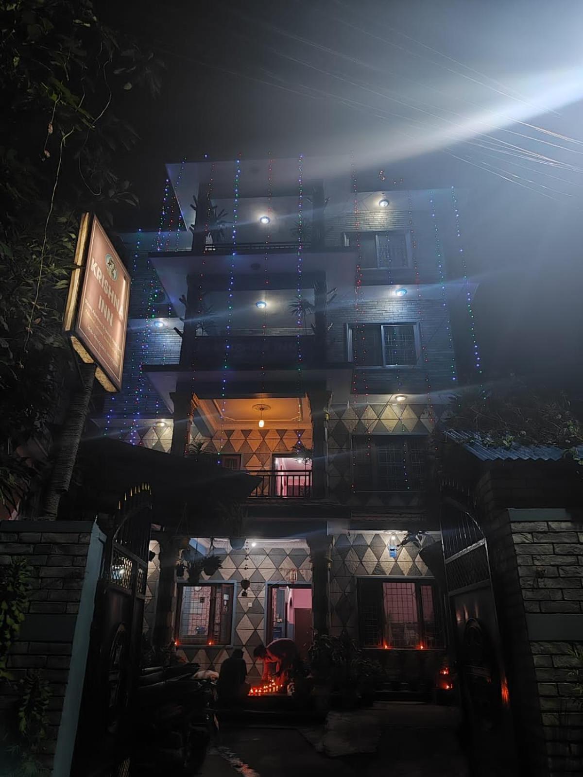 Krishna Inn ポカラ エクステリア 写真